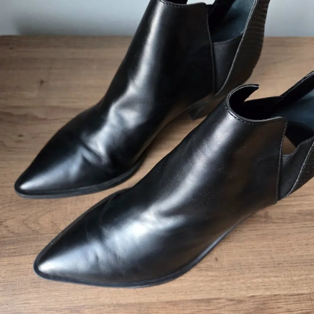 EUC DOLCE VITA BLACK LEATHER POINTY BOOTIES SIZE 10 WOMENS